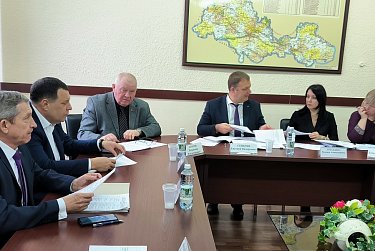 Детей-сирот в судах будут защищать бесплатные адвокаты